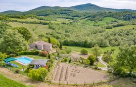 20-zimmer landgut 393 m² in Radicofani, Italien. 890 000 €