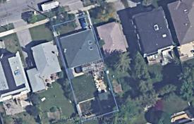 10-zimmer haus in der stadt in North York, Kanada. C$2 321 000