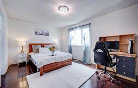 8-zimmer haus in der stadt in Scarborough, Kanada. C$1 658 000