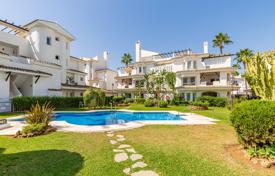 4-zimmer wohnung 265 m² in Marbella, Spanien. 899 000 €