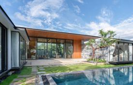 4-zimmer villa 450 m² in Mueang Phuket, Thailand. $1 357 000