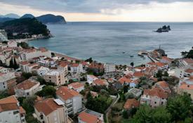 Grundstück in Petrovac, Montenegro. 170 000 €