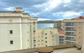 2-zimmer wohnung 74 m² in Bečići, Montenegro. 273 000 €