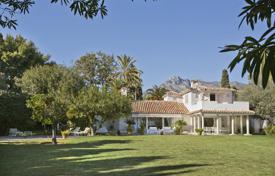 Villa – Marbella, Andalusien, Spanien. 12 000 €  pro Woche