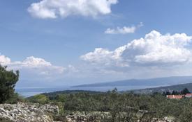 Grundstück in Split-Dalmatia County, Kroatien. 198 000 €