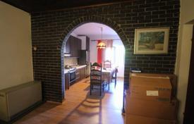 5-zimmer haus in der stadt 200 m² in Omis, Kroatien. 270 000 €