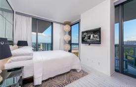 2-zimmer wohnung 164 m² in Miami Beach, Vereinigte Staaten. 4 600 €  pro Woche
