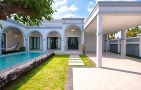 4-zimmer villa 400 m² in Pattaya, Thailand. $504 000