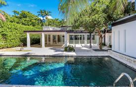 7-zimmer villa 395 m² in Miami, Vereinigte Staaten. $2 250 000