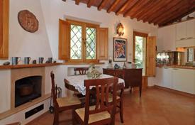 5-zimmer villa 443 m² in Pienza, Italien. 980 000 €
