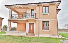 Haus in der Stadt – Burgas (city), Burgas, Bulgarien. 210 000 €