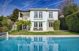 Einfamilienhaus – Nizza, Côte d'Azur, Frankreich. 2 500 000 €