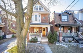 3-zimmer haus in der stadt in Old Toronto, Kanada. C$1 987 000