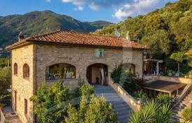 8-zimmer villa 370 m² in Camaiore, Italien. 1 500 000 €