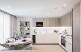 2-zimmer wohnung 74 m² in London, Vereinigtes Königreich. £622 000