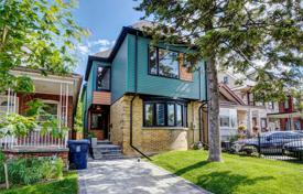 Haus in der Stadt – York, Toronto, Ontario,  Kanada. C$2 278 000