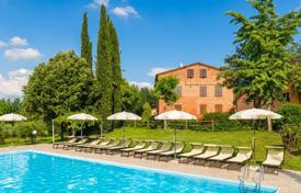 49-zimmer villa in Montepulciano, Italien. 16 500 000 €