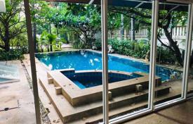 6-zimmer einfamilienhaus in Watthana, Thailand. $7 600  pro Woche