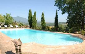 10-zimmer villa 620 m² in Perugia, Italien. 1 150 000 €