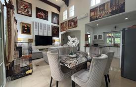 4-zimmer villa 200 m² in Pattaya, Thailand. $480 000
