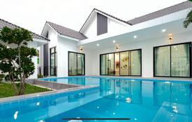 Einfamilienhaus – Pattaya, Chonburi, Thailand. $274 000