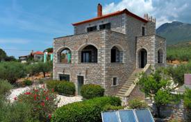 3-zimmer villa 302 m² auf der Peloponnes, Griechenland. 690 000 €