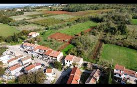Grundstück in Vižinada, Kroatien. 125 000 €