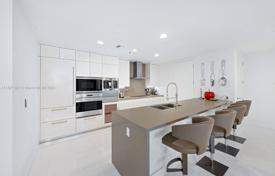 2-zimmer appartements in eigentumswohnungen 149 m² in Collins Avenue, Vereinigte Staaten. $2 500 000