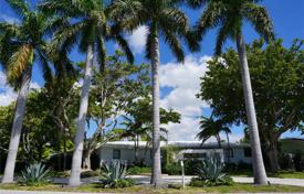 Villa – North Miami, Florida, Vereinigte Staaten. $1 460 000