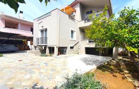 Haus in der Stadt – Kranidi, Administration of the Peloponnese, Western Greece and the Ionian Islands, Griechenland. 260 000 €