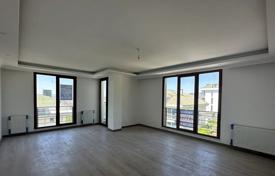 5-zimmer wohnung 295 m² in Büyükçekmece, Türkei. $185 000