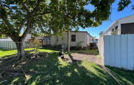 3-zimmer haus in der stadt 126 m² in Pembroke Pines, Vereinigte Staaten. $300 000