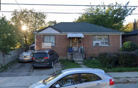 6-zimmer haus in der stadt in North York, Kanada. C$2 360 000