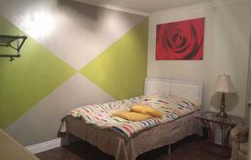 10-zimmer haus in der stadt in North York, Kanada. C$1 934 000