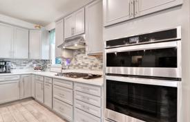 5-zimmer haus in der stadt 424 m² in Florida, Vereinigte Staaten. $700 000