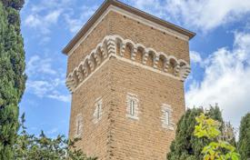 12-zimmer villa 570 m² in Pienza, Italien. 750 000 €