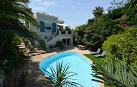 Villa – Cap d'Antibes, Antibes, Côte d'Azur,  Frankreich. 6 200 €  pro Woche