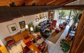 2-zimmer haus in der stadt 100 m² in Miami, Vereinigte Staaten. $459 000