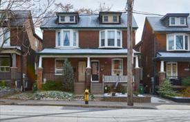 Stadthaus – Kingston Road, Toronto, Ontario,  Kanada. C$1 279 000
