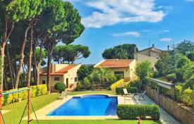 Villa – Blanes, Katalonien, Spanien. 4 600 €  pro Woche