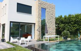 Villa – Cap d'Antibes, Antibes, Côte d'Azur,  Frankreich. 7 000 €  pro Woche