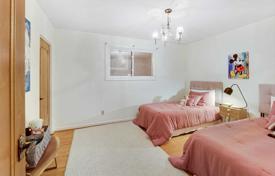 5-zimmer haus in der stadt in Scarborough, Kanada. C$1 266 000