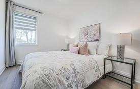 4-zimmer haus in der stadt in Scarborough, Kanada. C$1 810 000