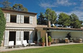 3-zimmer villa in Villeneuve-Loubet, Frankreich. Price on request