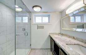 10-zimmer haus in der stadt in North York, Kanada. C$1 744 000