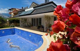7-zimmer villa 300 m² in Kemer, Türkei. 66 634 000 TRY