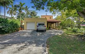7-zimmer einfamilienhaus 347 m² in Miami Beach, Vereinigte Staaten. $1 500 000