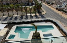 2-zimmer einfamilienhaus 77 m² in Cabo Roig, Spanien. 399 000 €