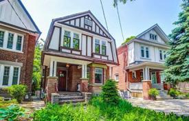 5-zimmer haus in der stadt in Old Toronto, Kanada. C$1 810 000