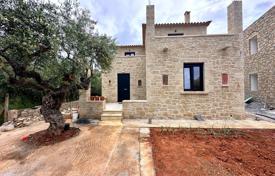 Haus in der Stadt – Messenia, Peloponnes, Griechenland. 360 000 €